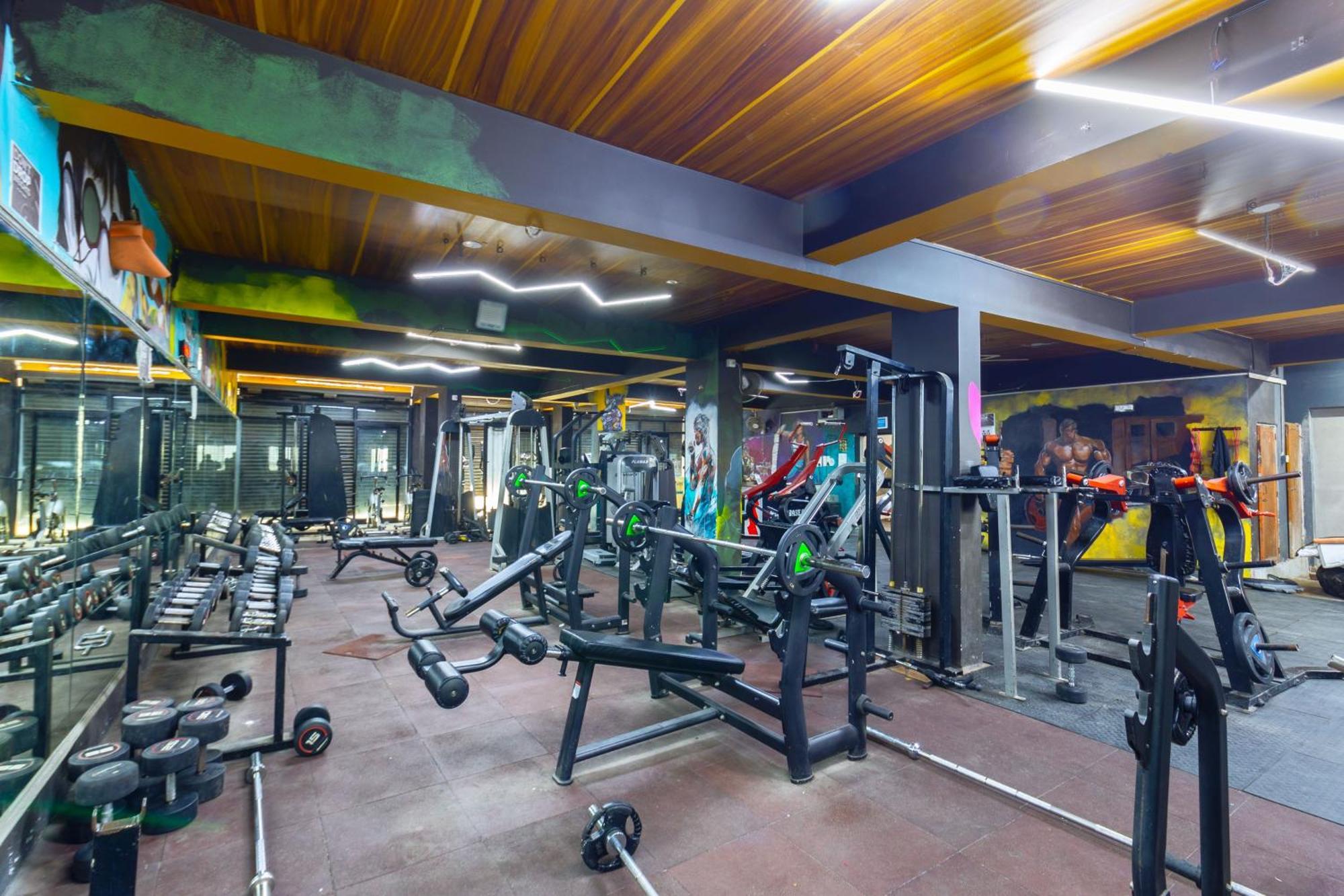 Treebo Seventh Heaven Kukatpally Hyderabad Exterior foto